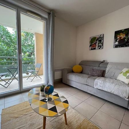 T2 Calme Et Paisible Parking Apartment Carcassonne Bagian luar foto
